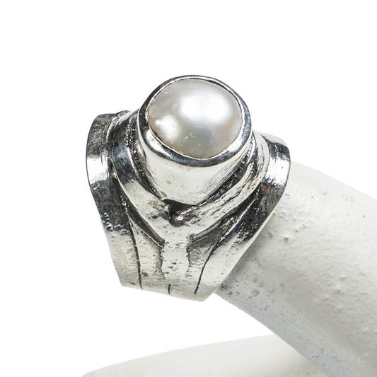 Dazzling White Pearl Ring