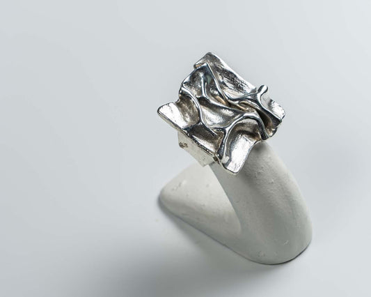 Crumpled Ring